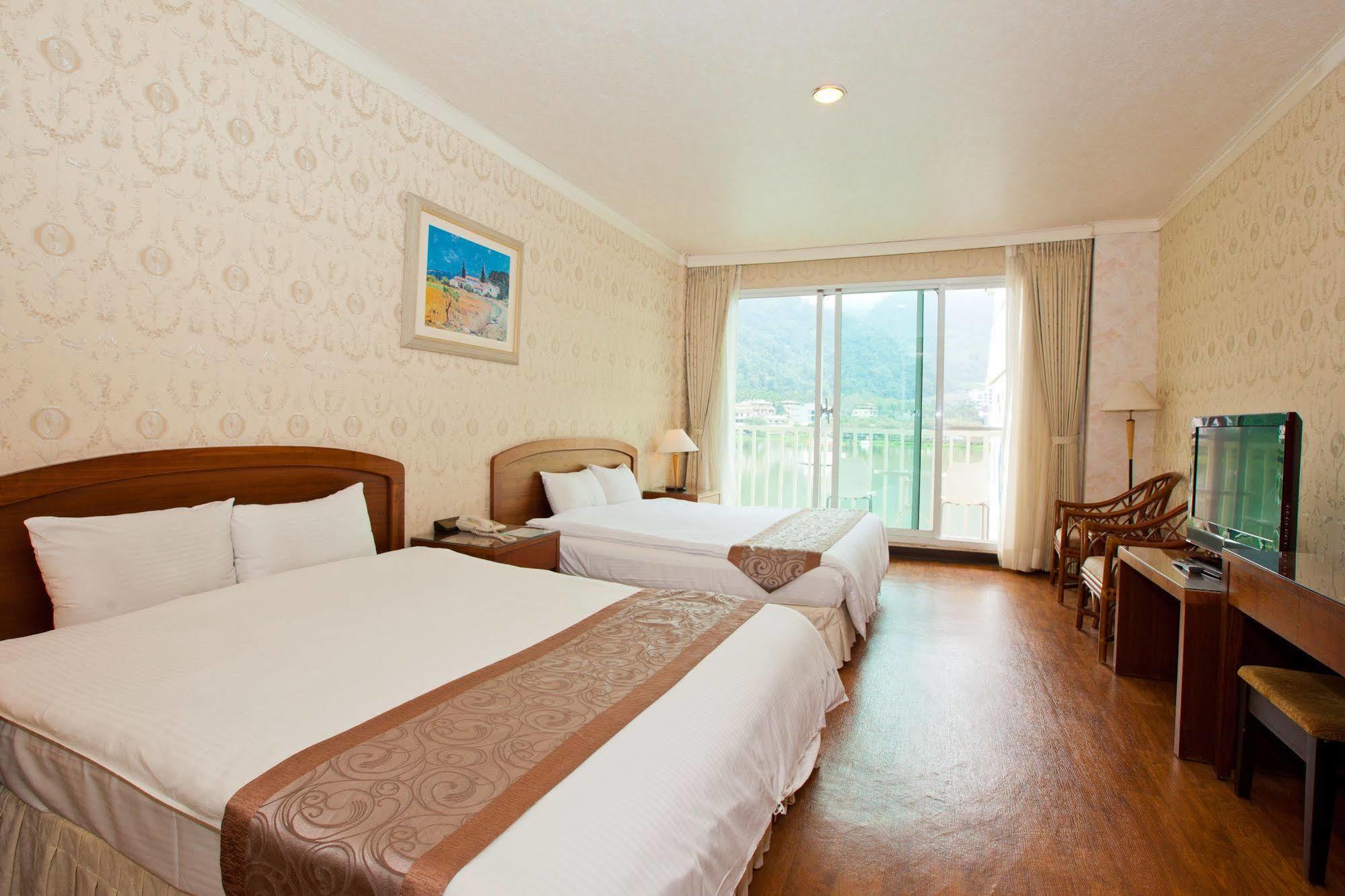 Lakeside Resort Nantou Exterior foto