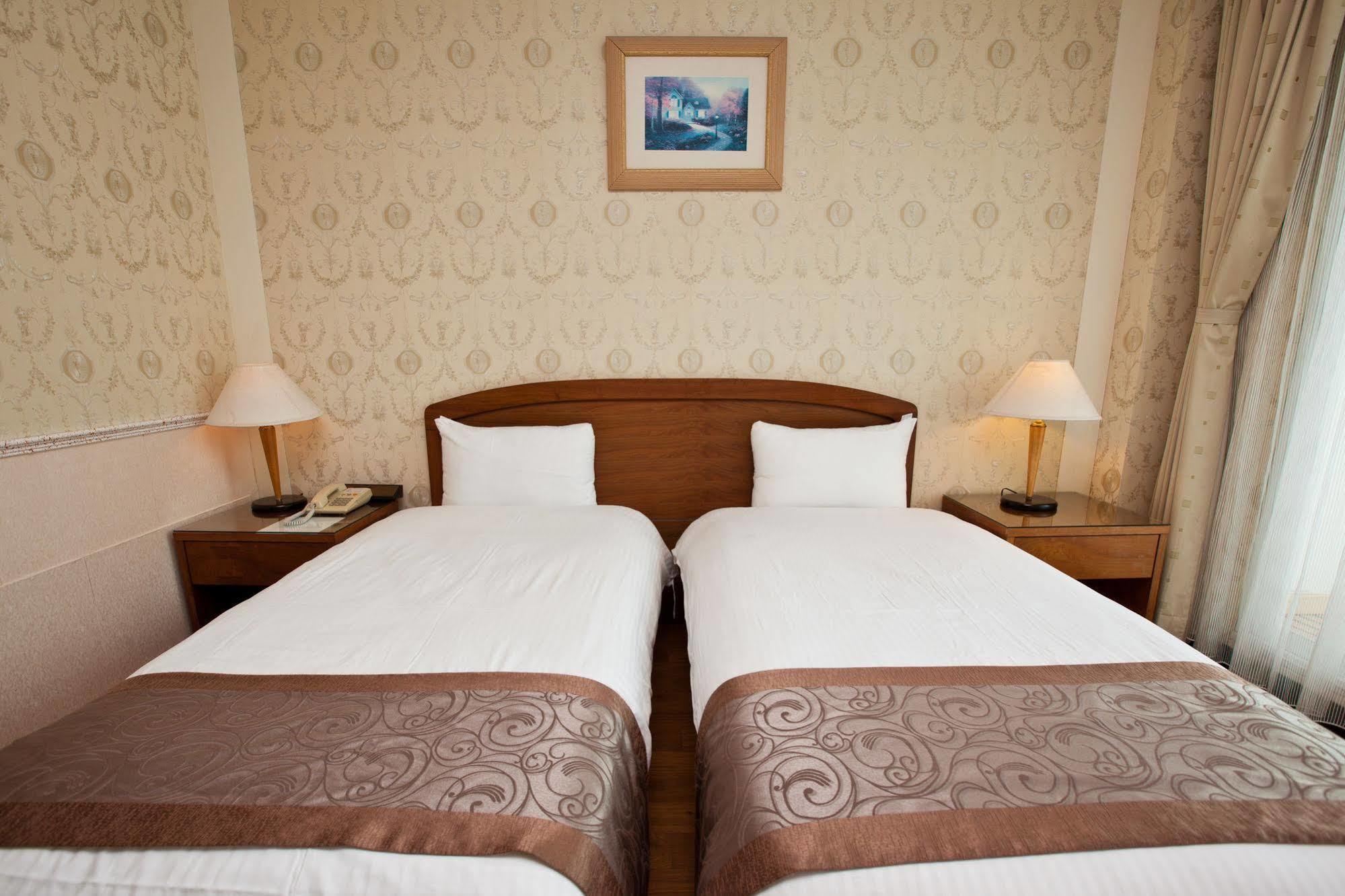 Lakeside Resort Nantou Exterior foto